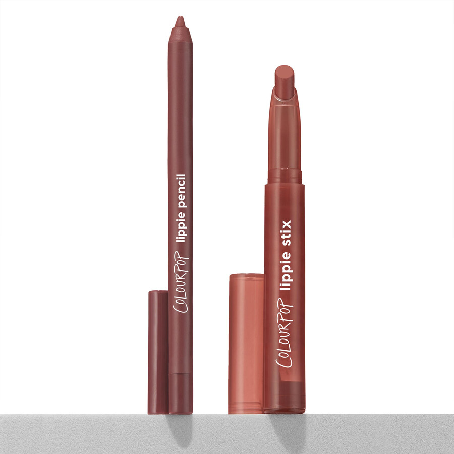 set di matite e stick per labbra