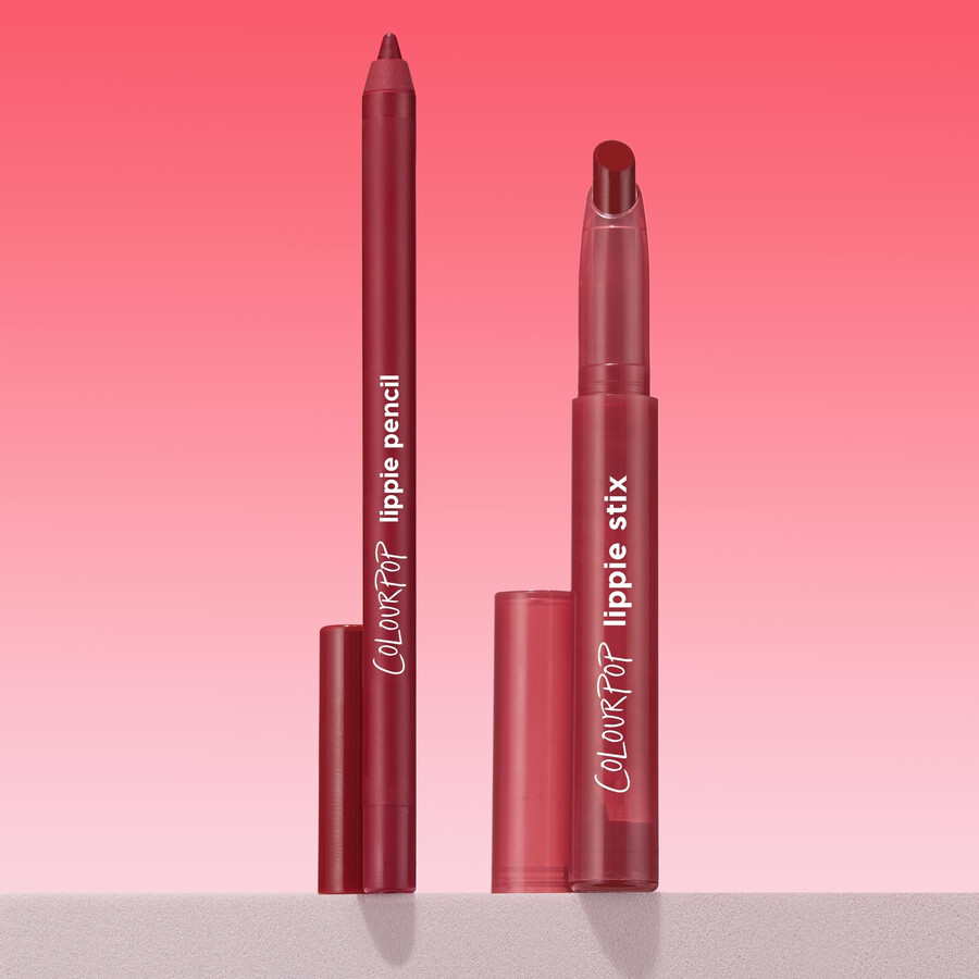 set di matite e stick per labbra
